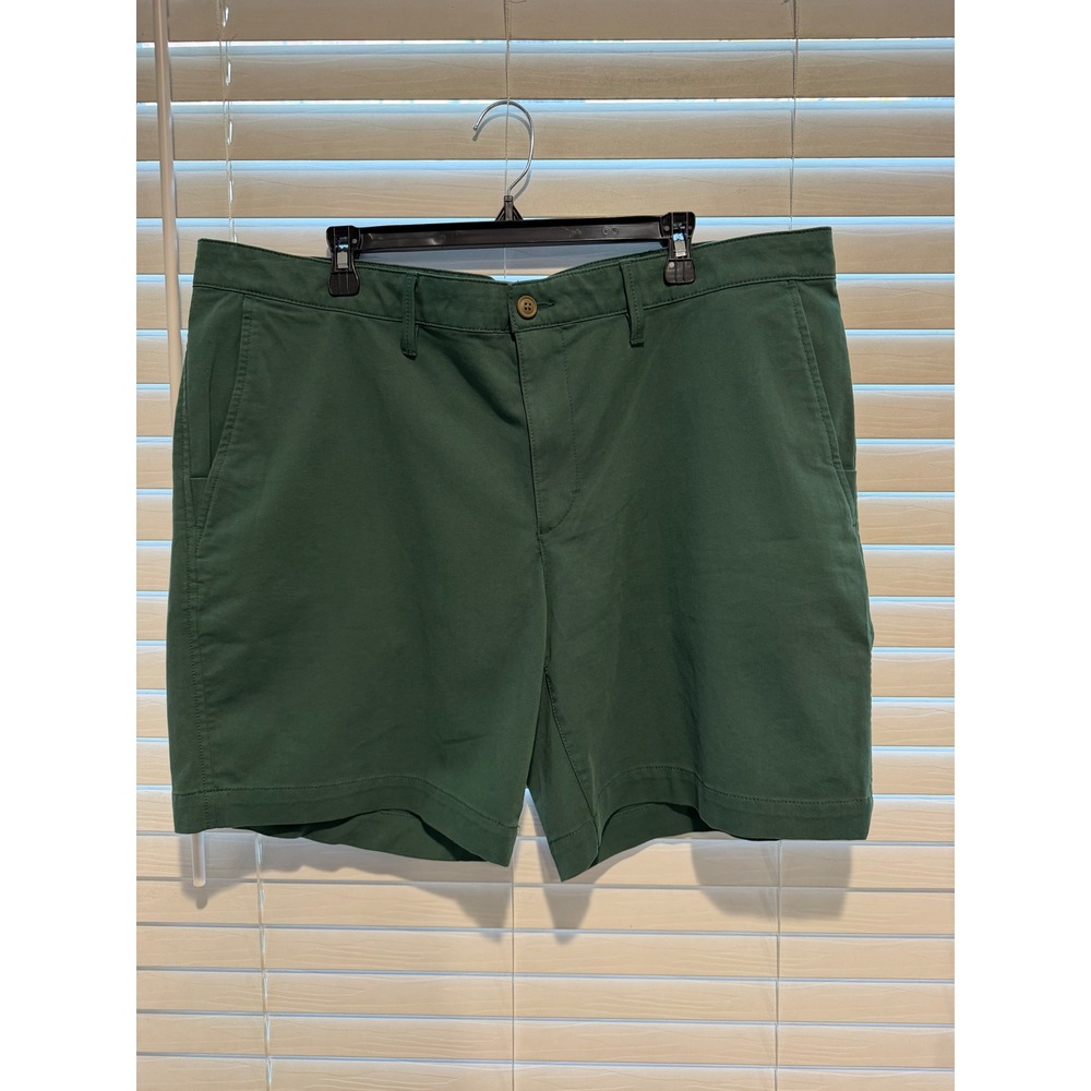 LLBean Mens Green Chino‎ Flat Front Shorts Standard Fit Size 42W